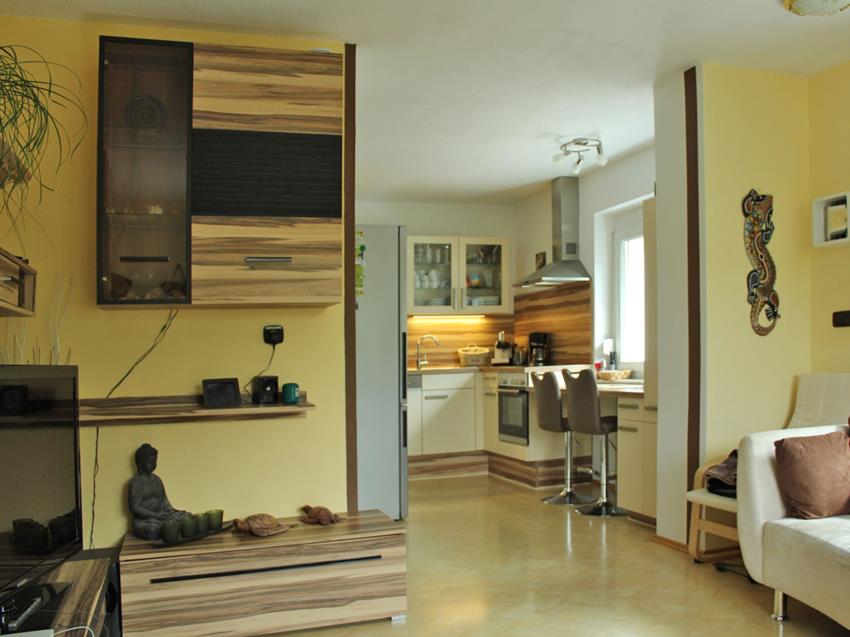 Wohnzimmer Richtung Küche